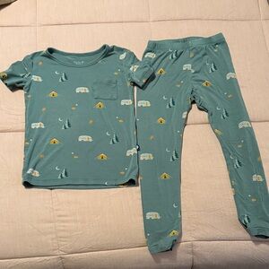 Kyte BABY Teal Pajama Set with Camping Theme
